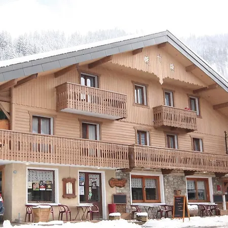 Szálloda L'edelweiss 2*